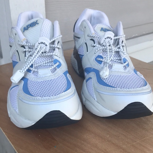 Like New Apex orthopedic athletic Shoes with Aetrex insoles - Picture 3 of 13